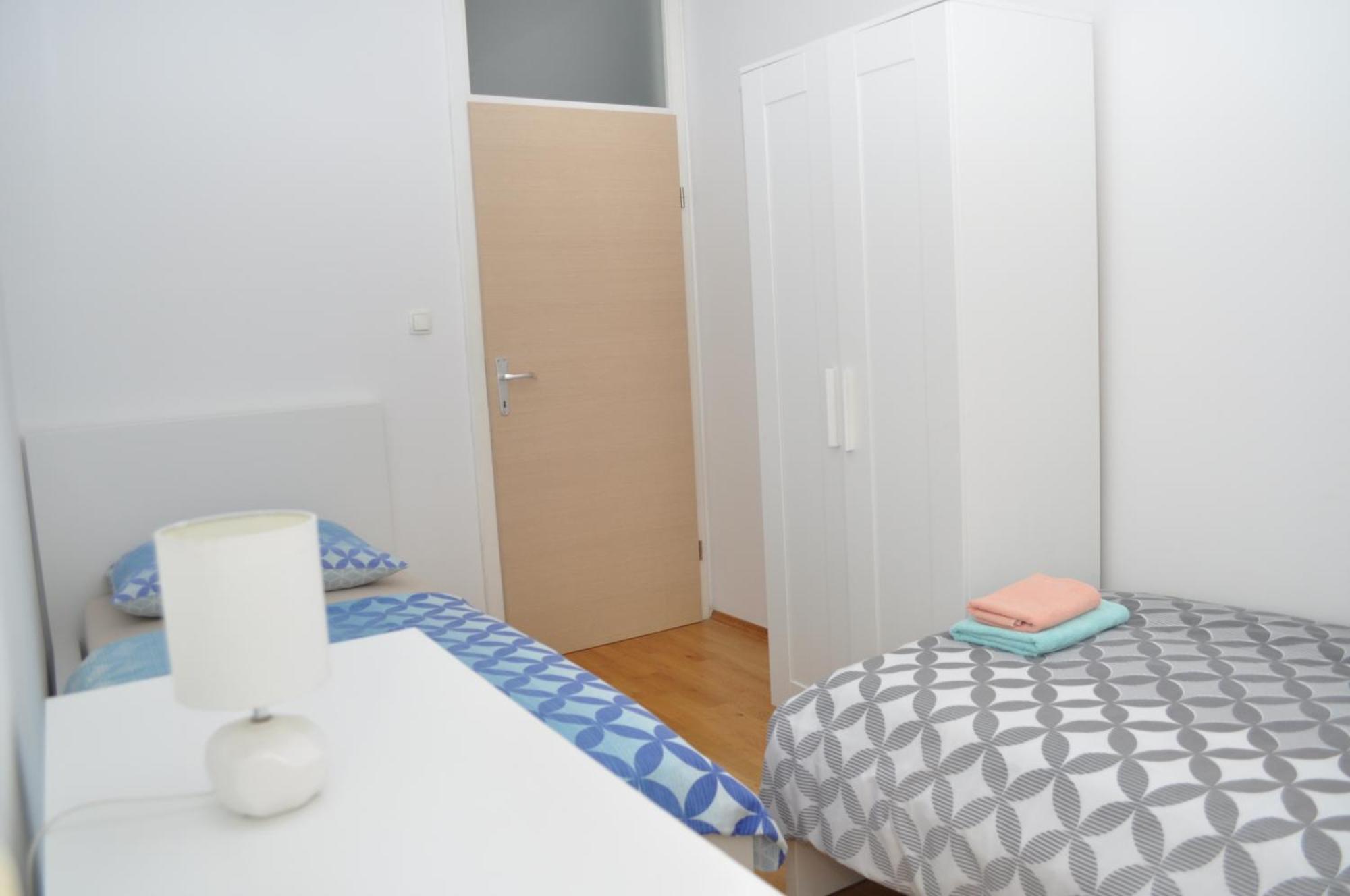 מאקרסקה Apartment Kristijan מראה חיצוני תמונה
